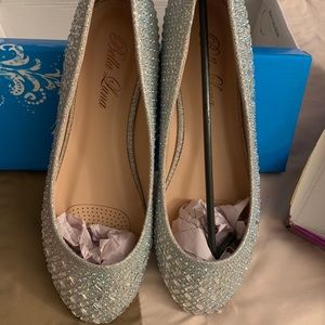 Bella Luna Flats